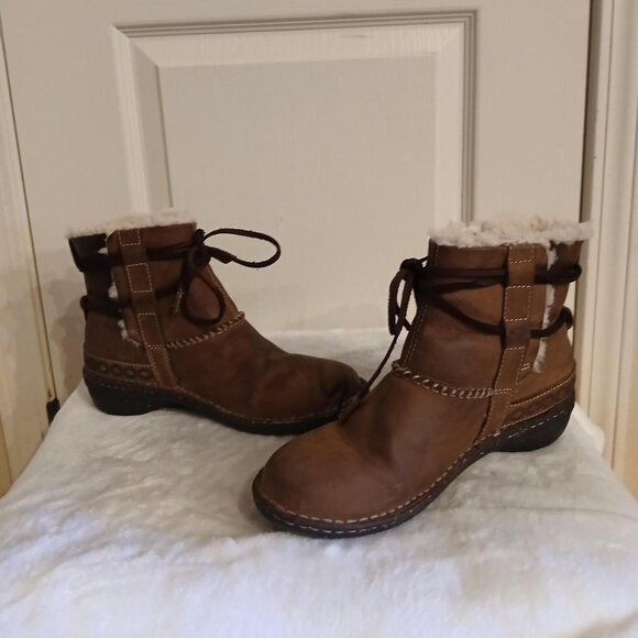 Ugg Australia Cove Brown Leather Sheep Skin Lined Lace Up Ankle Boot Sz 8 - Picture 3 of 8